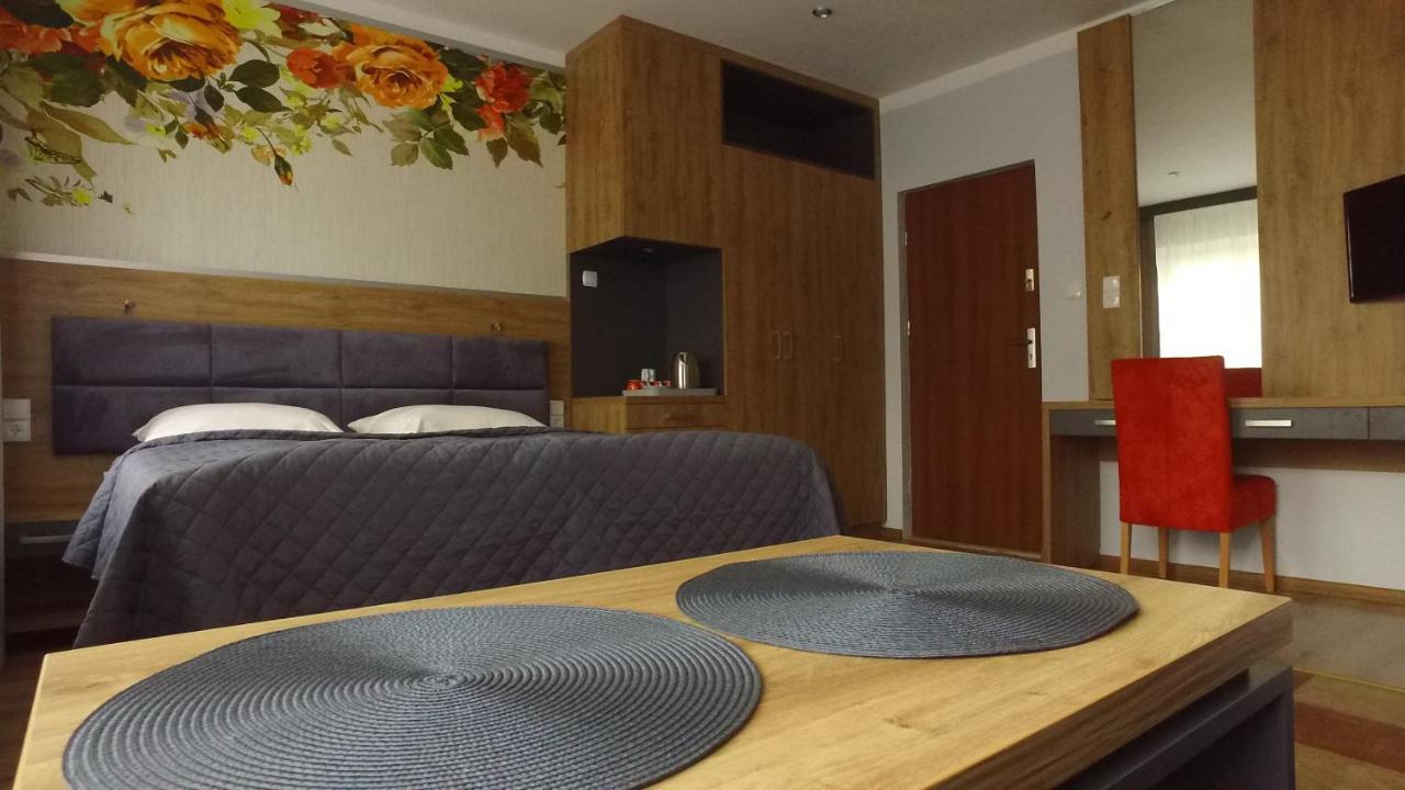 Ferienwohnung Gosciniec Pod Polna Roza Misdroy Exterior foto